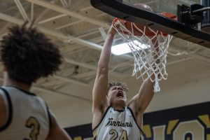 Boys Basketball Advances Through the First Round of UIL Playoffs